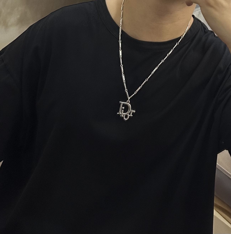 chr1st1an D10r necklaces